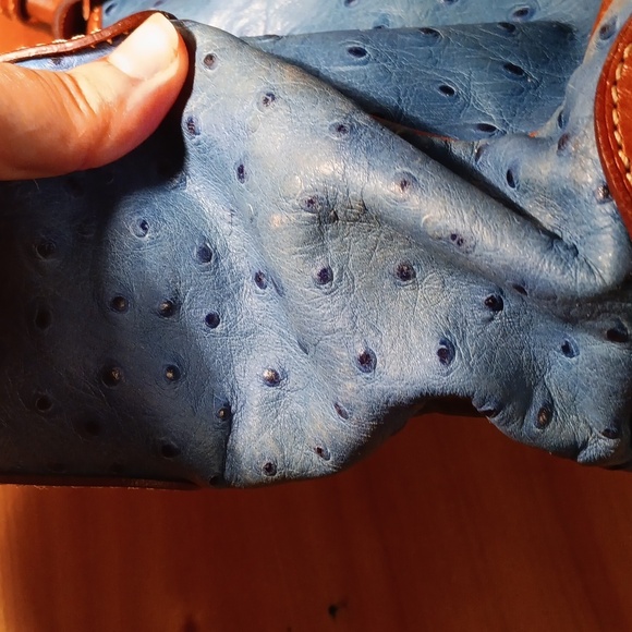 Dooney And Bourke Handbag - Picture 9 of 16